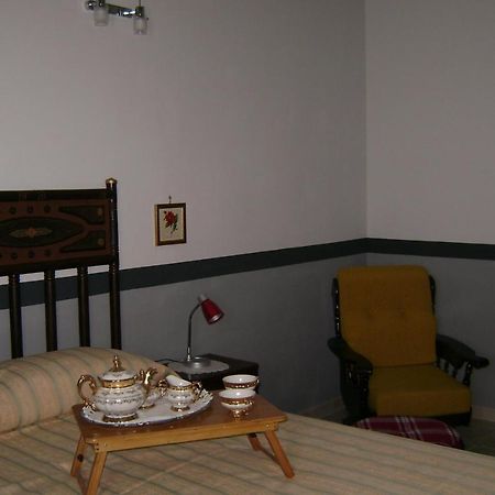 B&B Ex Magazzeno Barlotti Paestum Luaran gambar