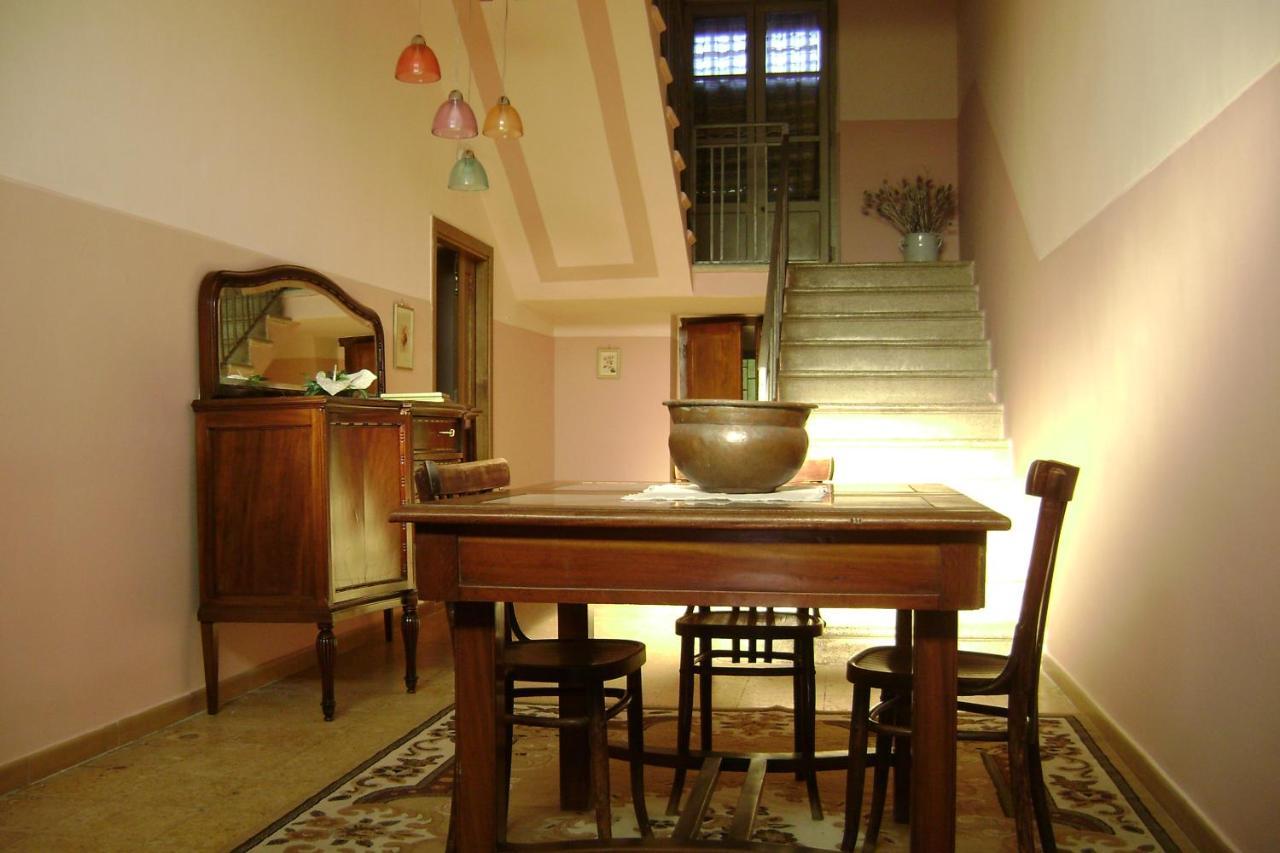 B&B Ex Magazzeno Barlotti Paestum Luaran gambar