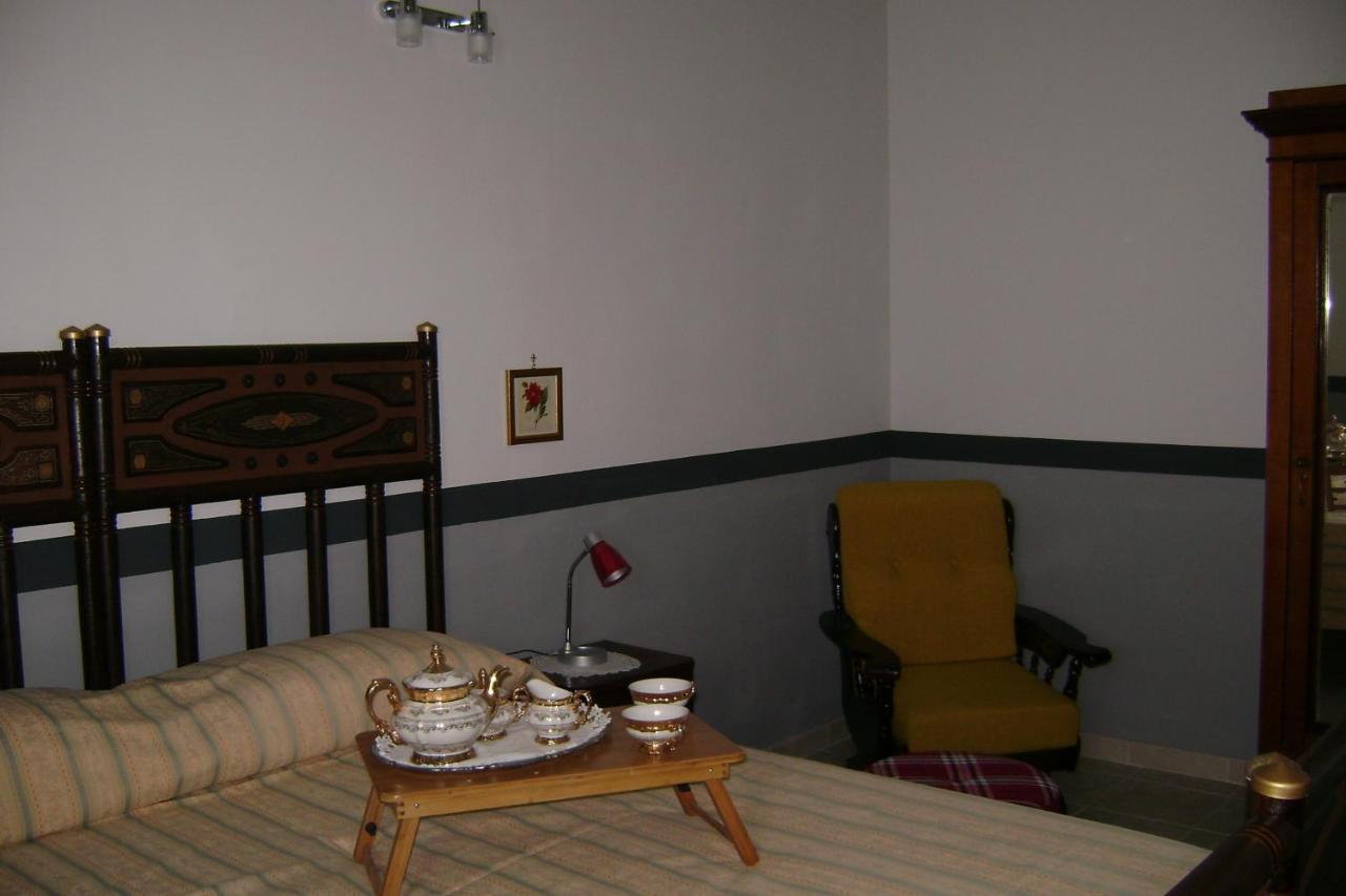 B&B Ex Magazzeno Barlotti Paestum Luaran gambar